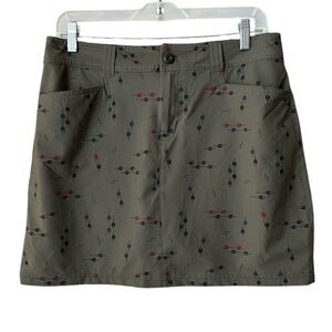 Eddie Bauer Skort Women’s Adventurer 2.0 UPF 50 Water Repellant in Sprig Green 6